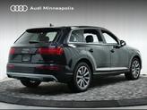 Thumbnail of 2019 Orca Black Metallic Audi Q7