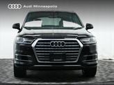 Thumbnail of 2019 Orca Black Metallic Audi Q7