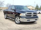 Thumbnail of 2016 Brilliant Black Crystal Pearlcoat RAM 1500