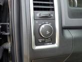 Thumbnail of 2016 Brilliant Black Crystal Pearlcoat RAM 1500
