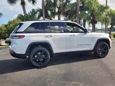 Thumbnail of 2025 Bright White Clearcoat Jeep Grand Cherokee