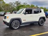 Thumbnail of 2023 Alpine White Clearcoat Jeep Renegade