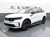 Photo of 2022 Glacial White Pearl Kia Sorento