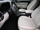 Thumbnail of 2022 Glacial White Pearl Kia Sorento