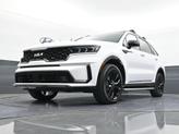 Thumbnail of 2022 Glacial White Pearl Kia Sorento