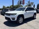 Thumbnail of 2022 Bright White Clearcoat Jeep Grand Cherokee