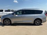 Thumbnail of 2018 Billet Silver Metallic Clearcoat Chrysler Pacifica