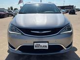 Thumbnail of 2018 Billet Silver Metallic Clearcoat Chrysler Pacifica