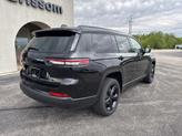 Thumbnail of 2025 Diamond Black Crystal Pearlcoat Jeep Grand Cherokee L