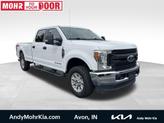 Photo of 2019 Oxford White Ford F-250