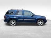 Thumbnail of 2004 Indigo Blue Metallic Chevrolet Trailblazer