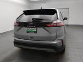 Thumbnail of 2023 Iconic Silver Metallic Ford Edge