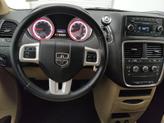 Thumbnail of 2016 Brilliant Black Crystal Pearlcoat Dodge Grand Caravan