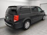 Thumbnail of 2016 Brilliant Black Crystal Pearlcoat Dodge Grand Caravan