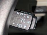 Thumbnail of 2011 Starfire Pearl Lexus LS 460