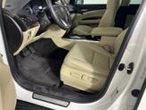 Thumbnail of 2018 White Diamond Pearl Acura MDX