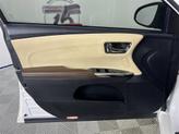 Thumbnail of 2014 Blizzard Pearl Toyota Avalon Hybrid