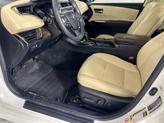 Thumbnail of 2014 Blizzard Pearl Toyota Avalon Hybrid