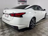 Thumbnail of 2022 Pearl White Tricoat Nissan Altima