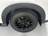 Thumbnail of 2025 Aspen White Tricoat/Super Black Nissan Armada