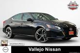 Photo of 2025 Black Nissan Altima