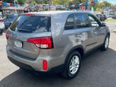 Thumbnail of 2015 Titanium Gray Kia Sorento