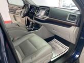 Thumbnail of 2014 Nautical Blue Metallic Toyota Highlander