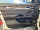 Thumbnail of 2016 Mineral White Metallic BMW X5