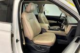 Thumbnail of 2023 Oxford White Ford Expedition Max