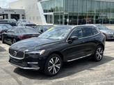 Thumbnail of 2023 Onyx Black Metallic Volvo XC60