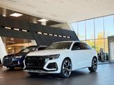 Thumbnail of 2020 Glacier White Metallic Audi e-tron Sportback