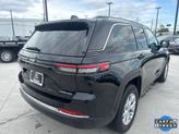 Thumbnail of 2024 Diamond Black Crystal Pearlcoat Jeep Grand Cherokee