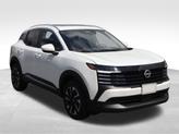 Thumbnail of 2025 White Nissan Kicks