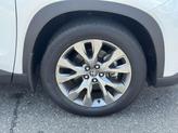 Thumbnail of 2024 Wind Chill Pearl Toyota Grand Highlander