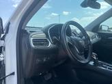 Thumbnail of 2022 Summit White Chevrolet Equinox