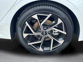 Thumbnail of 2025 Snow White Pearl Kia K5