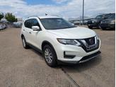 Thumbnail of 2018 Pearl White Nissan Rogue
