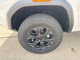 Thumbnail of 2025 Summit White GMC Canyon