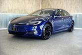 Thumbnail of 2020 Deep Blue Metallic Tesla Model S