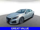 Thumbnail of 2023 Brilliant Silver Metallic Nissan Altima