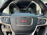 Thumbnail of 2022 Summit White GMC Canyon