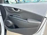 Thumbnail of 2020 Chalk White Hyundai KONA
