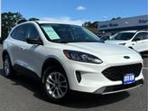 Thumbnail of 2022 Star White Ford Escape