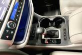 Thumbnail of 2019 Blizzard Pearl Toyota Highlander Hybrid