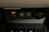 Thumbnail of 2019 Blizzard Pearl Toyota Highlander Hybrid