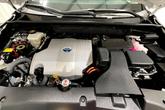 Thumbnail of 2019 Blizzard Pearl Toyota Highlander Hybrid
