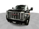 Thumbnail of 2025 Onyx Black GMC Sierra 2500