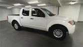 Thumbnail of 2019 White Nissan Frontier
