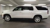 Thumbnail of 2023 Iridescent Pearl Tricoat Chevrolet Suburban