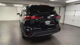 Thumbnail of 2021 Black Toyota Highlander